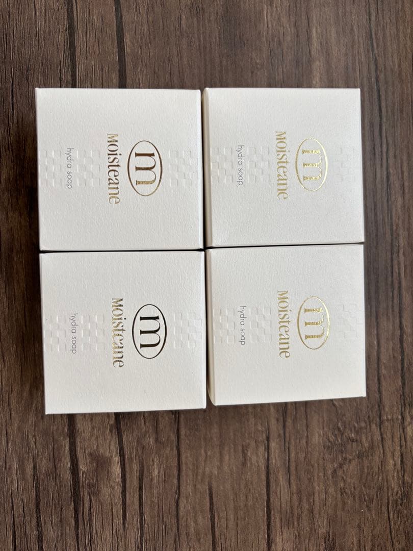 モイスティーヌ　ヒドラソープ　〈洗顔用石鹸〉