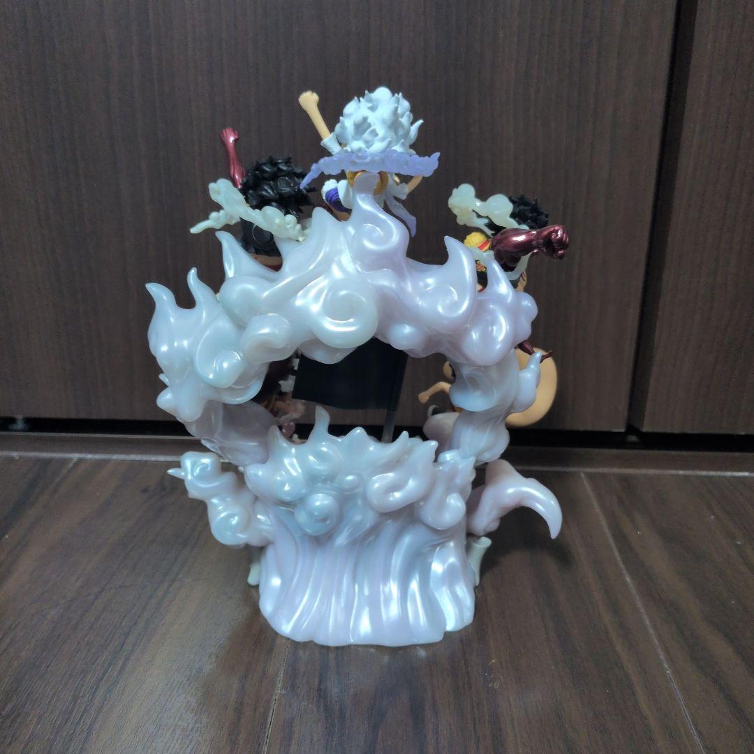 ワンピース ワールドコレクタブルフィギュア PREMIUM ルフィ