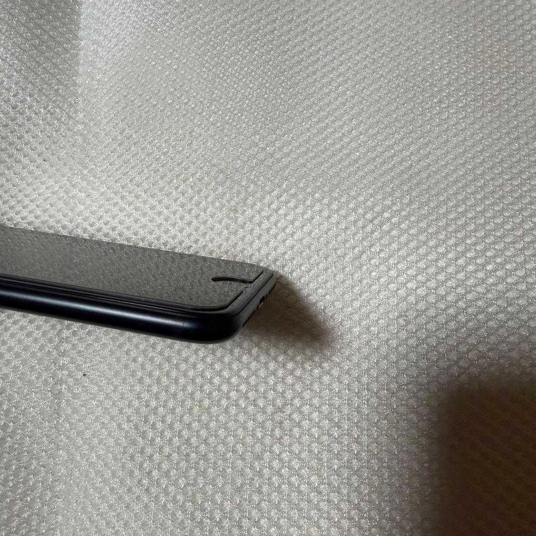 美品 SIMフリー iPhone SE 第3世代 128GB バッテリー100%