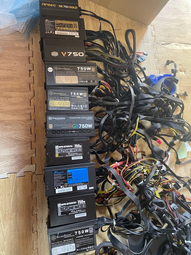 29/12-C 3電源ユニット　750W 10個セット