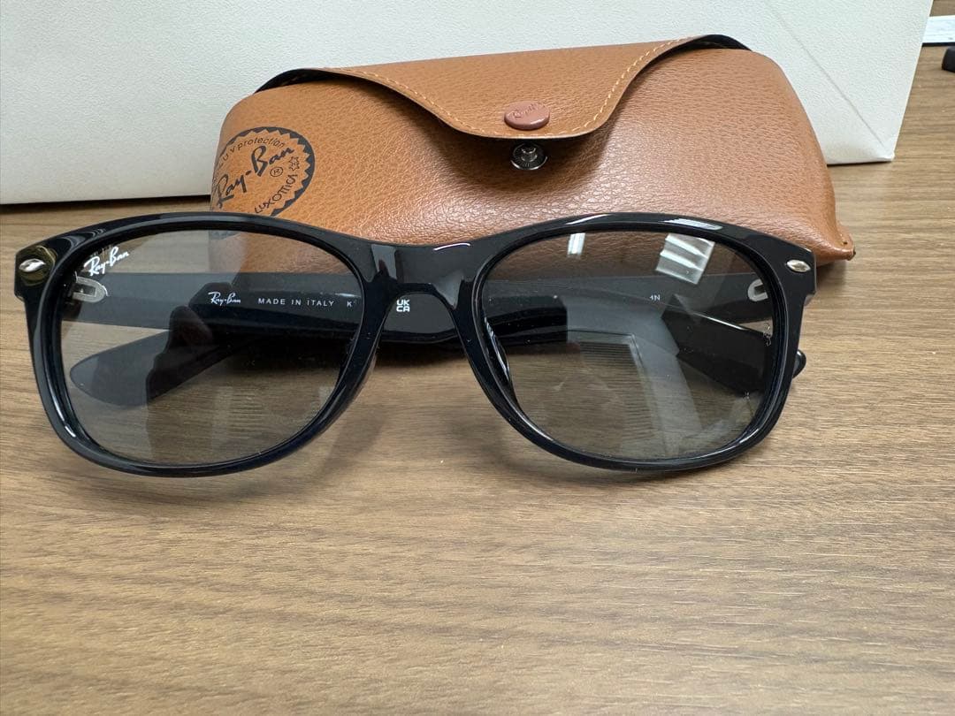 Ray-Ban ニューウェイファーラー RB2132F 新品同様