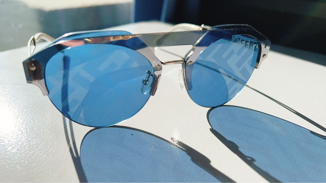 【大幅値下げ中】FENDI モノグラムパイロットサングラス