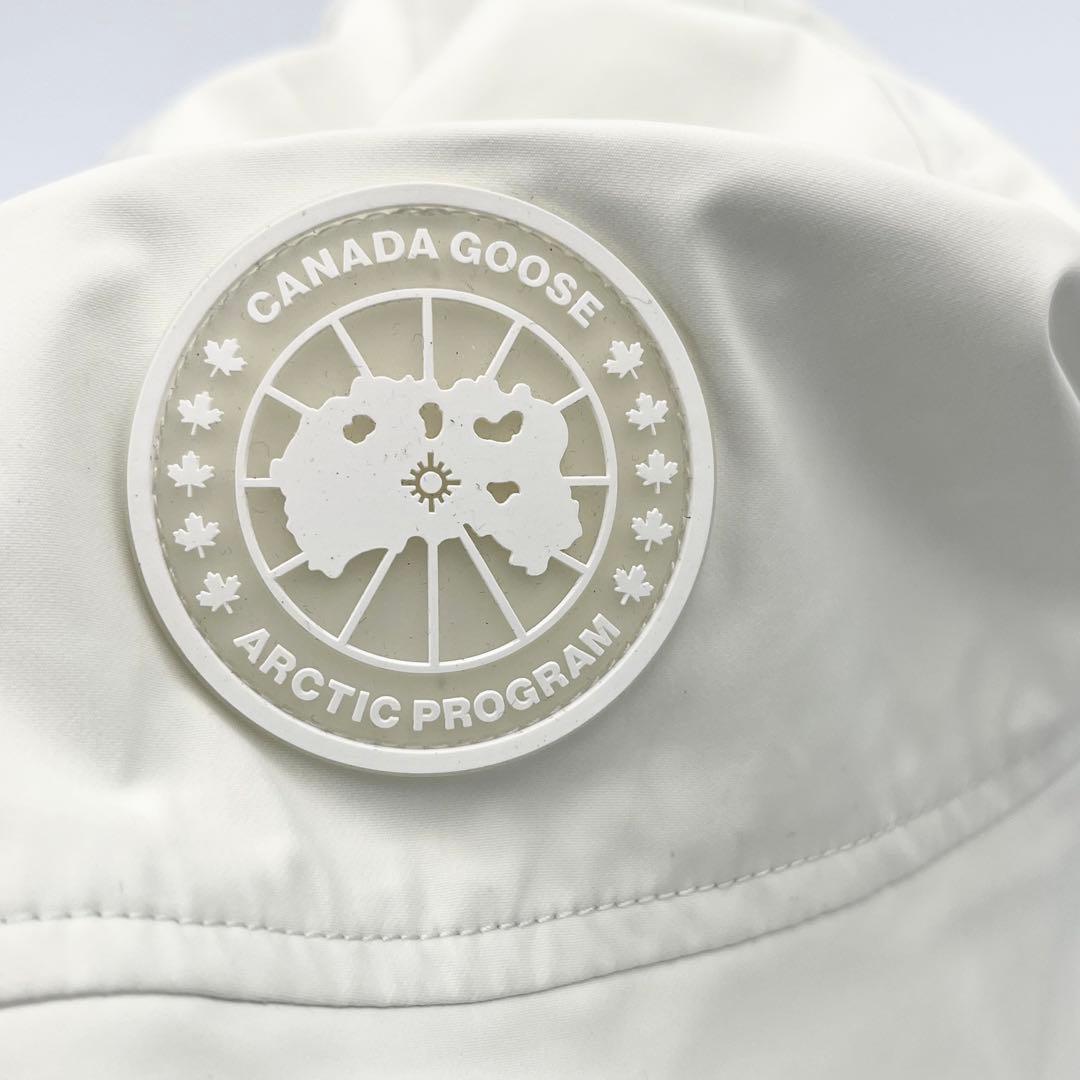 【極美品/現行】カナダグース　バケットハット　リバーシブル　グレー×ホワイト