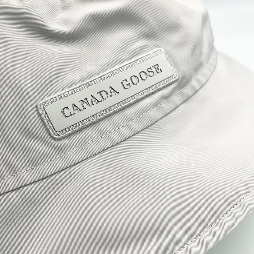 【極美品/現行】カナダグース　バケットハット　リバーシブル　グレー×ホワイト
