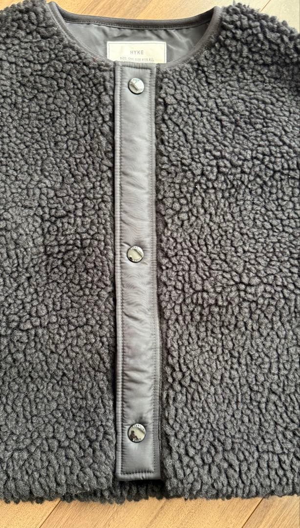 HYKE ハイクフェイクシアリング ボアベスト日本製極美品