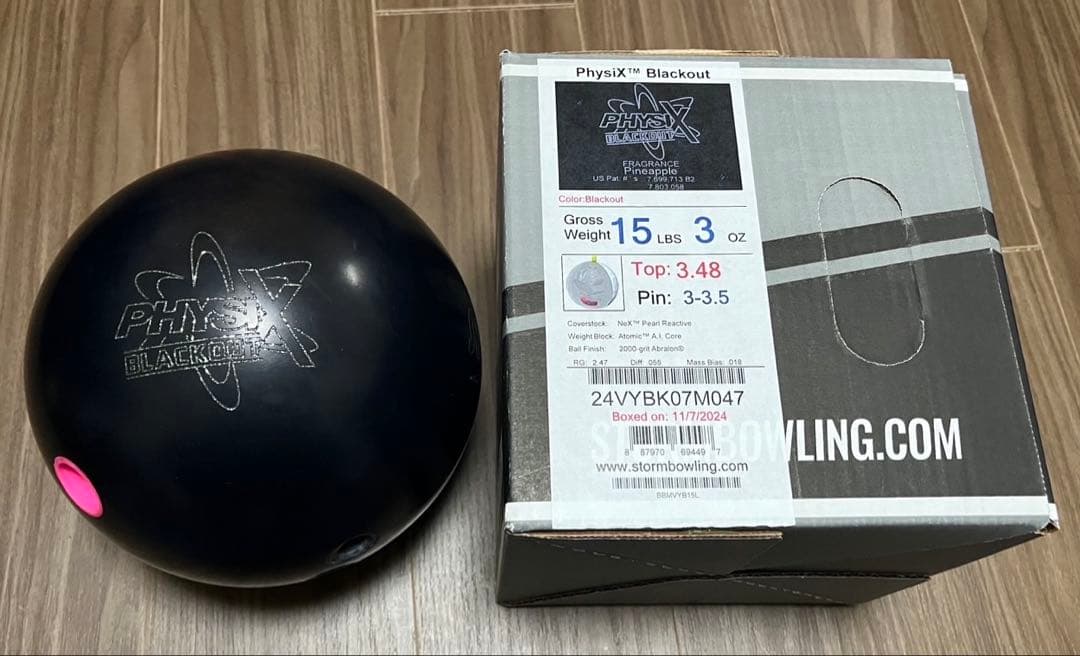 Physix Blackout ボウリングボール 15ポンド