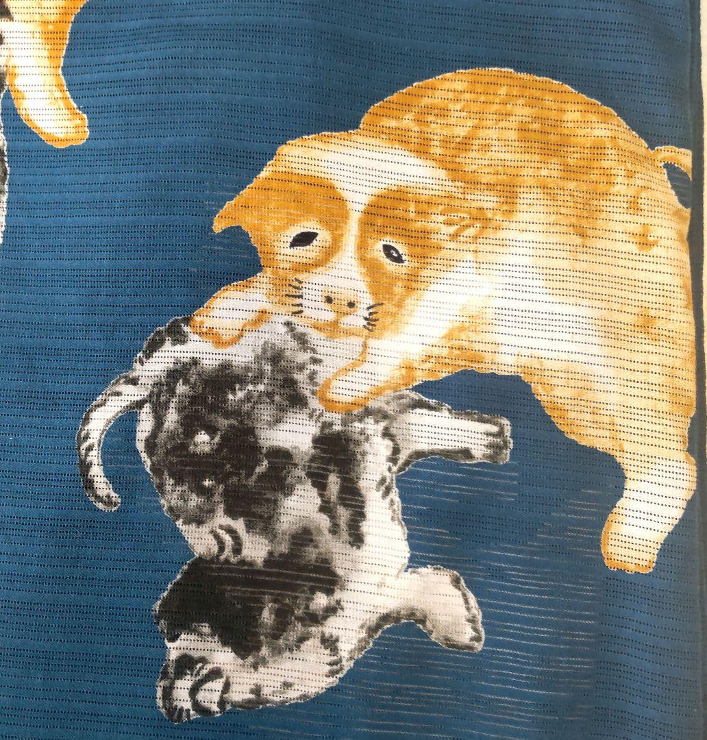 岡重　子犬柄の綿絽浴衣　青