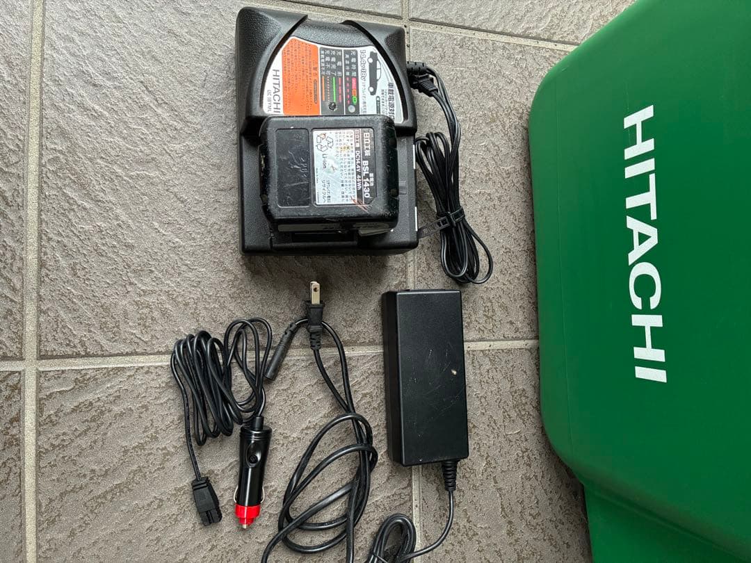 HITACHI コードレス冷温庫 UL18DSL 保冷温庫 クーラーボックス