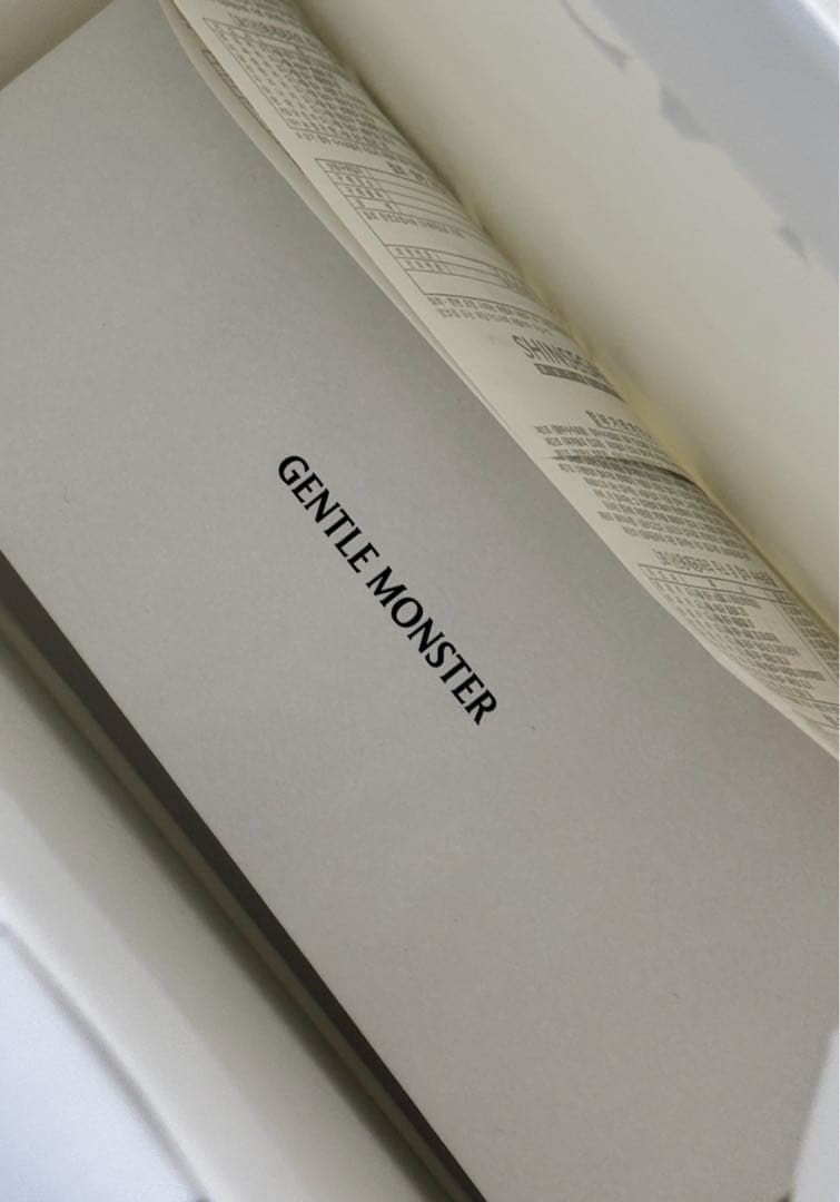 GENTLE MONSTERジェントルモンスター サングラス UNA.CN