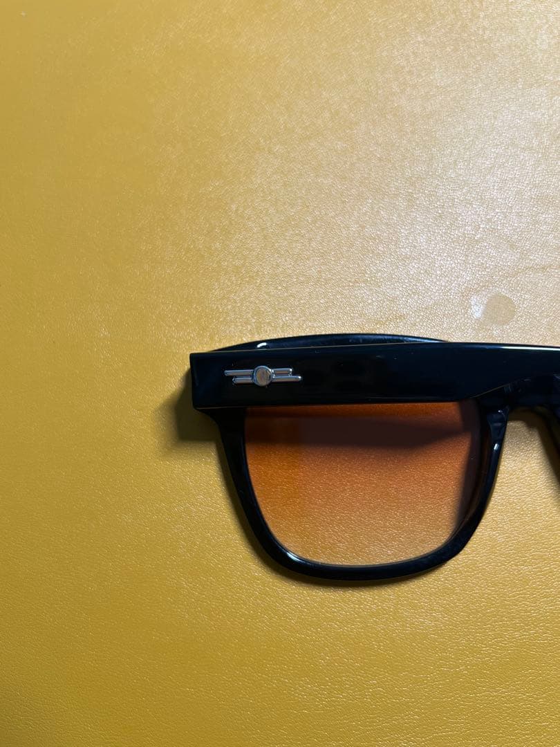 GENTLE MONSTERジェントルモンスター サングラス UNA.CN