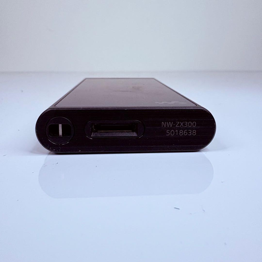 ポータブルプレーヤー SONY WALKMAN NW-ZX300