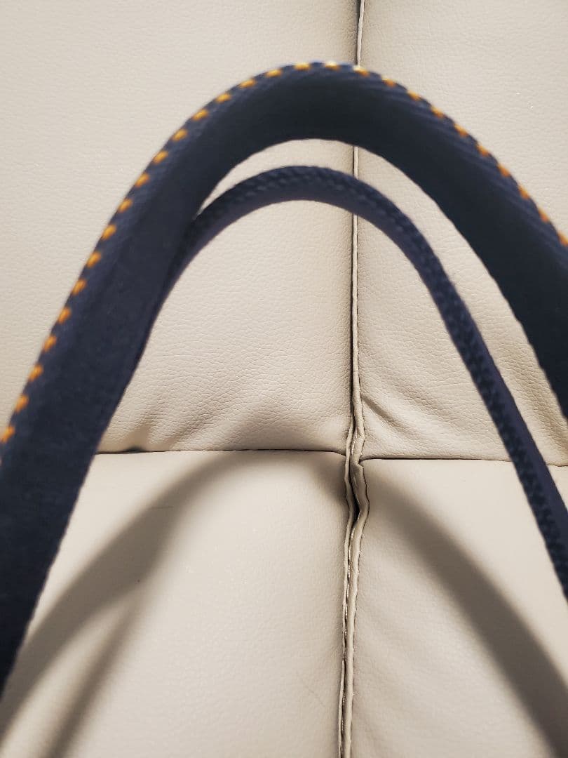 HERMES　エルメスキャラバンホリゾンタル　レザー、色ネイビー早い者勝ち