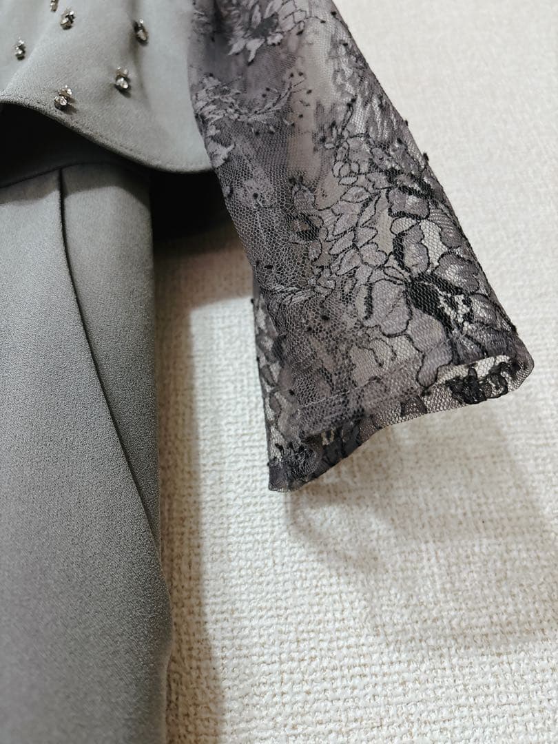 超美品‼️グレースコンチネンタル　ダイアグラム刺繍ワイドサロペットレースグレー36