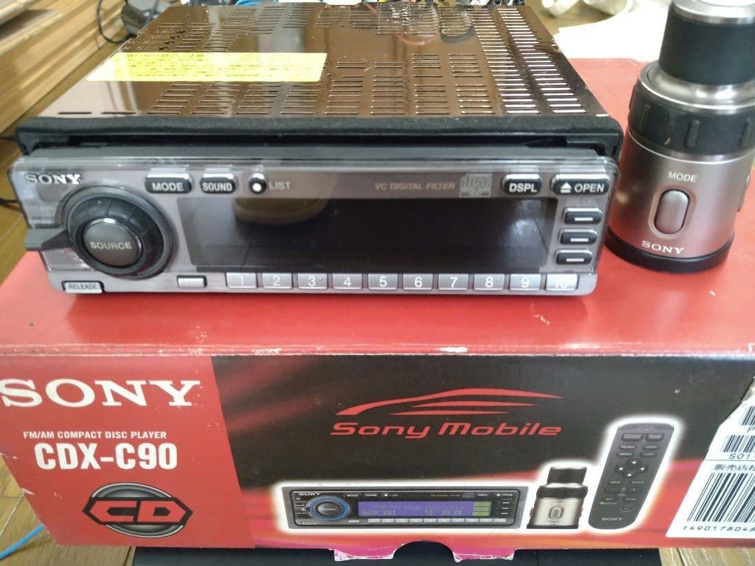 希少☆SONY CDX-C90 FM/AMコンパクトディスクプレーヤー
