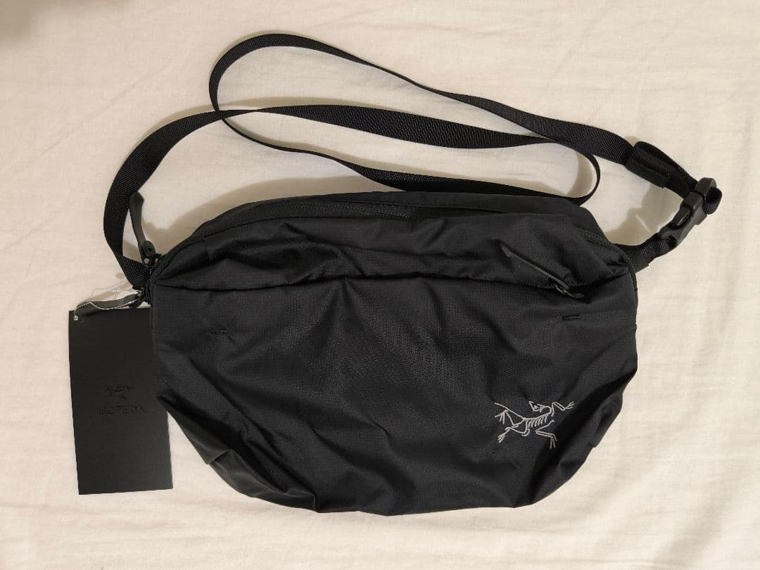 【新品タグ付】ARC'TERYX HELIAD 6L Black