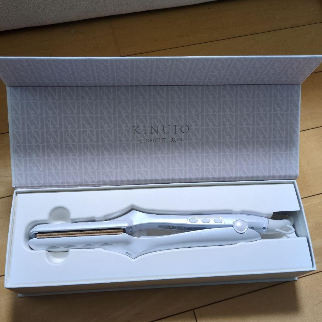 KINUJO ストレートヘアアイロン