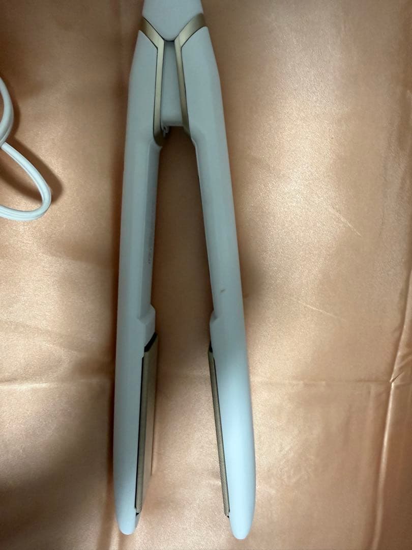 キヌージョ　ストレートアイロン　ドライヤー