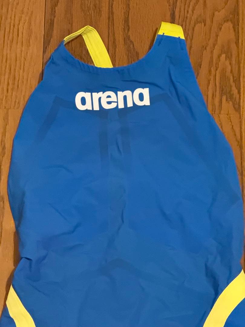 美品　アリーナ　高速水着　競泳水着　アルティメットアクアフォースX CP M