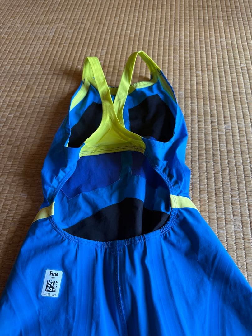 美品　アリーナ　高速水着　競泳水着　アルティメットアクアフォースX CP M