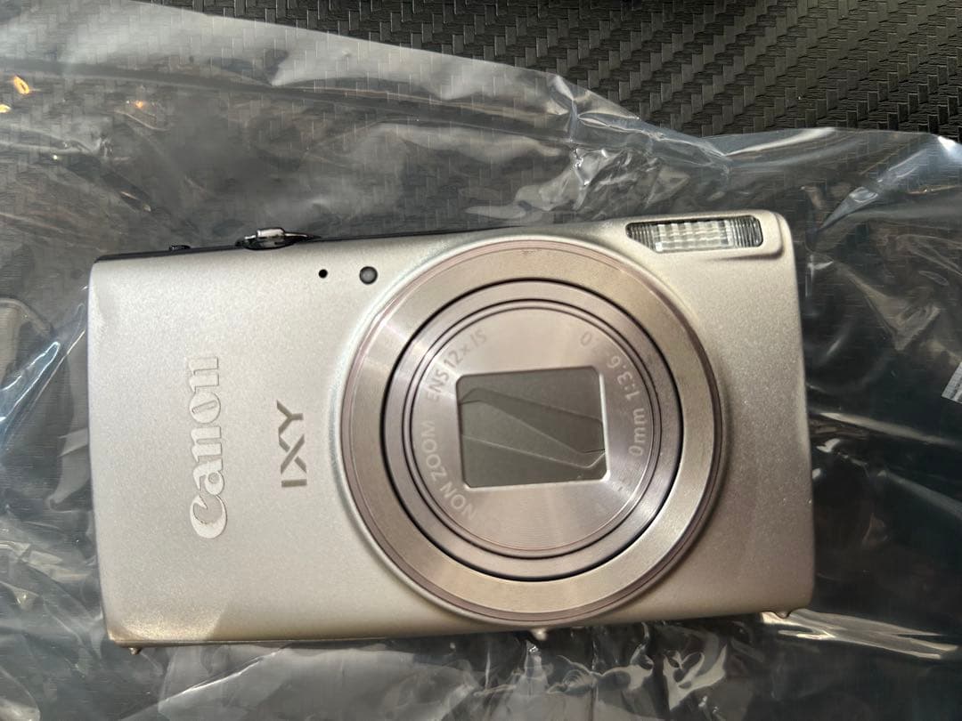 店頭展示品Canon IXY 650 コンパクトデジタルカメラ シルバー