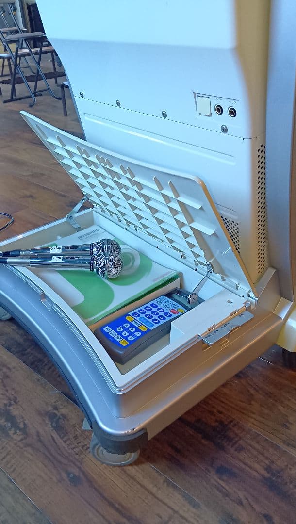 カラオケ機器 一体型ポータブルセットJOYSOUNDスタンド型