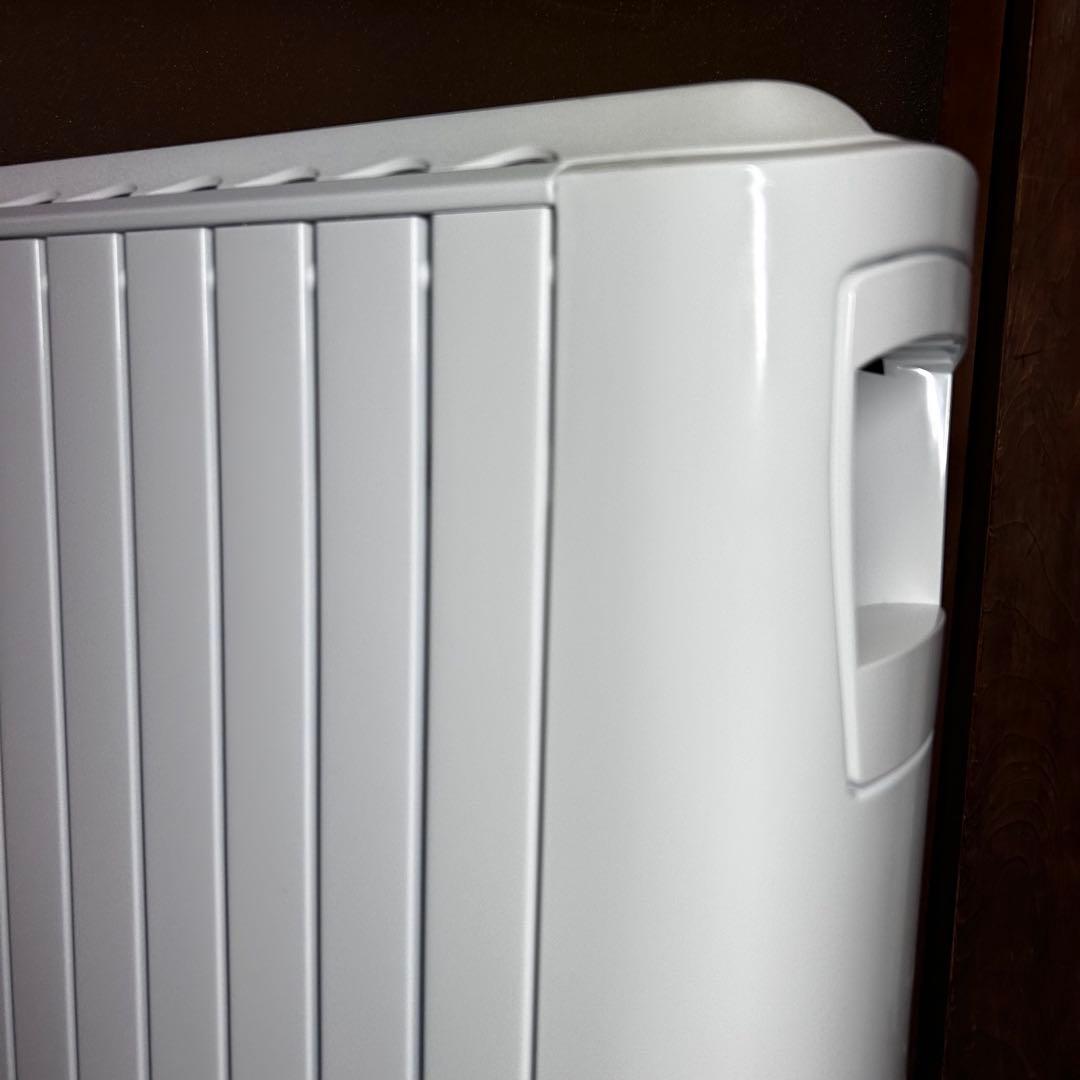 【美品】デロンギ ユニカルド オイルヒーター RHJ65L0915 ゼロ風暖房