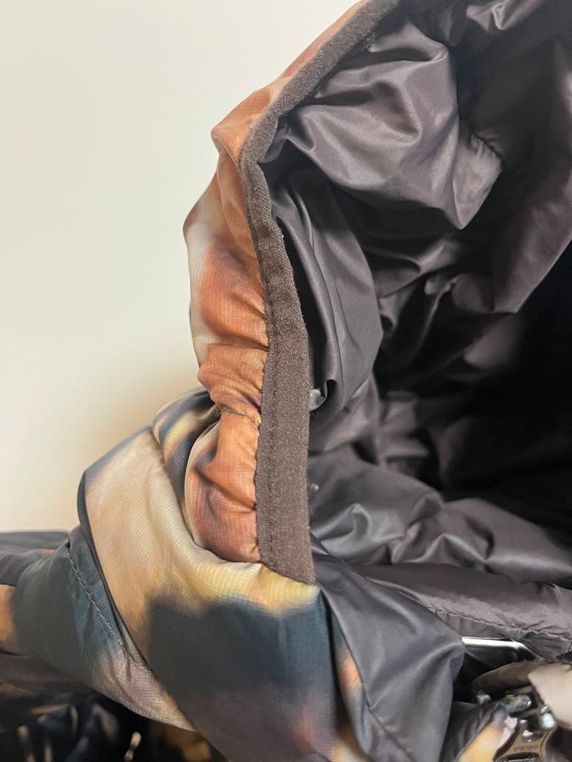 「Supreme 名作 総柄 パフ ダウン S 美品」