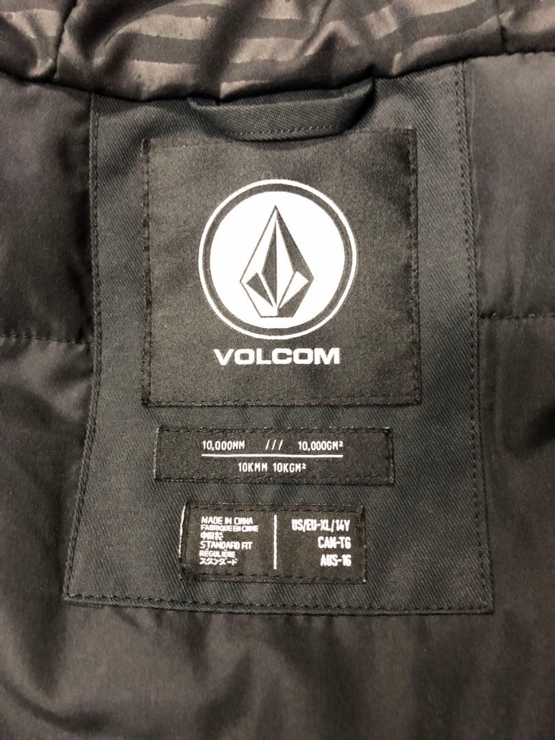 VOLCOM １７０サイズ 子ども用スノーボードウェア セット