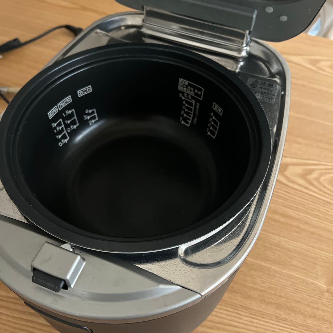 都市ガス用　2023年製　直火匠 5.5合炊きリンナイ　ガスコード付き