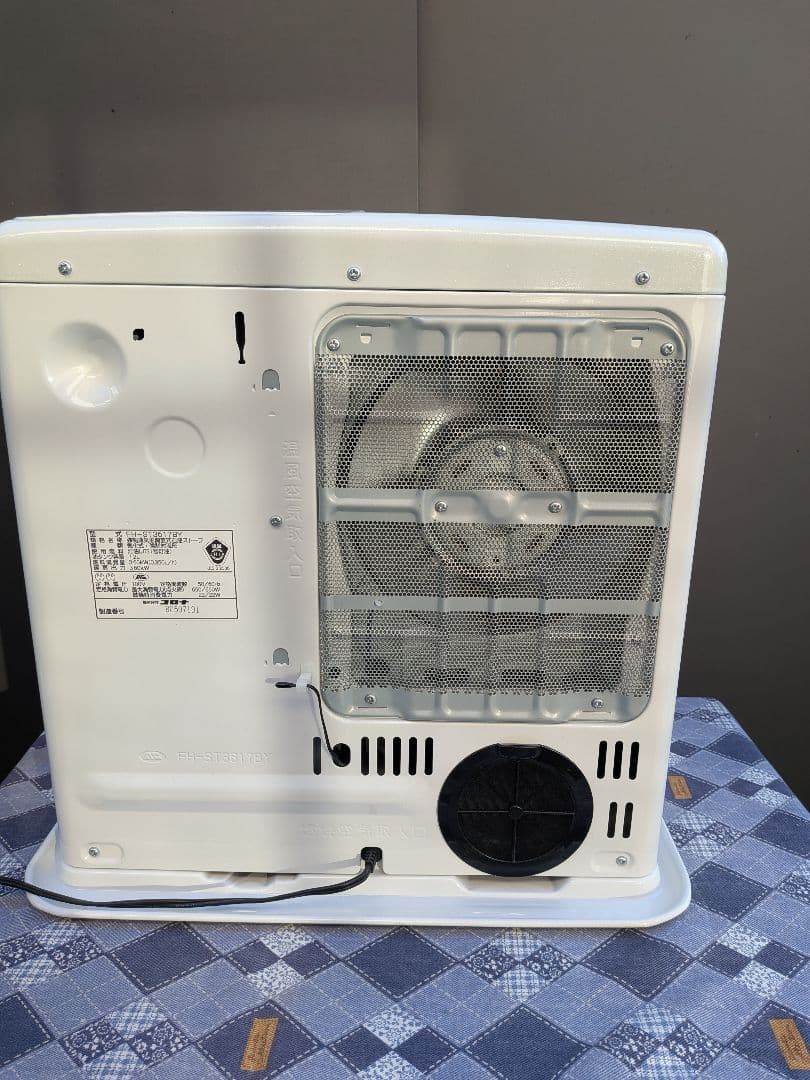 CORONA 　石油ファンヒーター