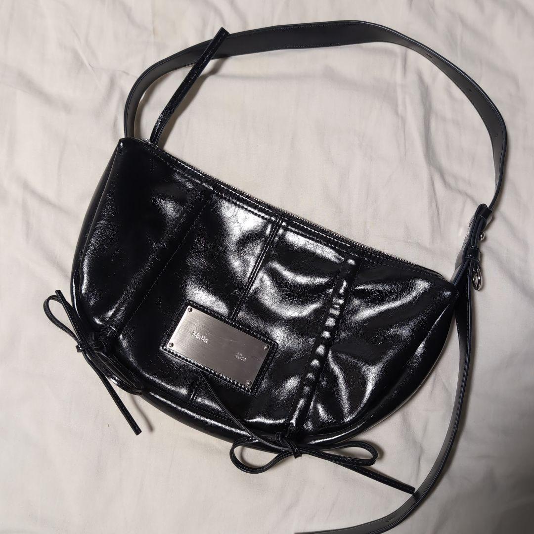 【大人気】Matin Kim ワンショルダーバッグ　黒