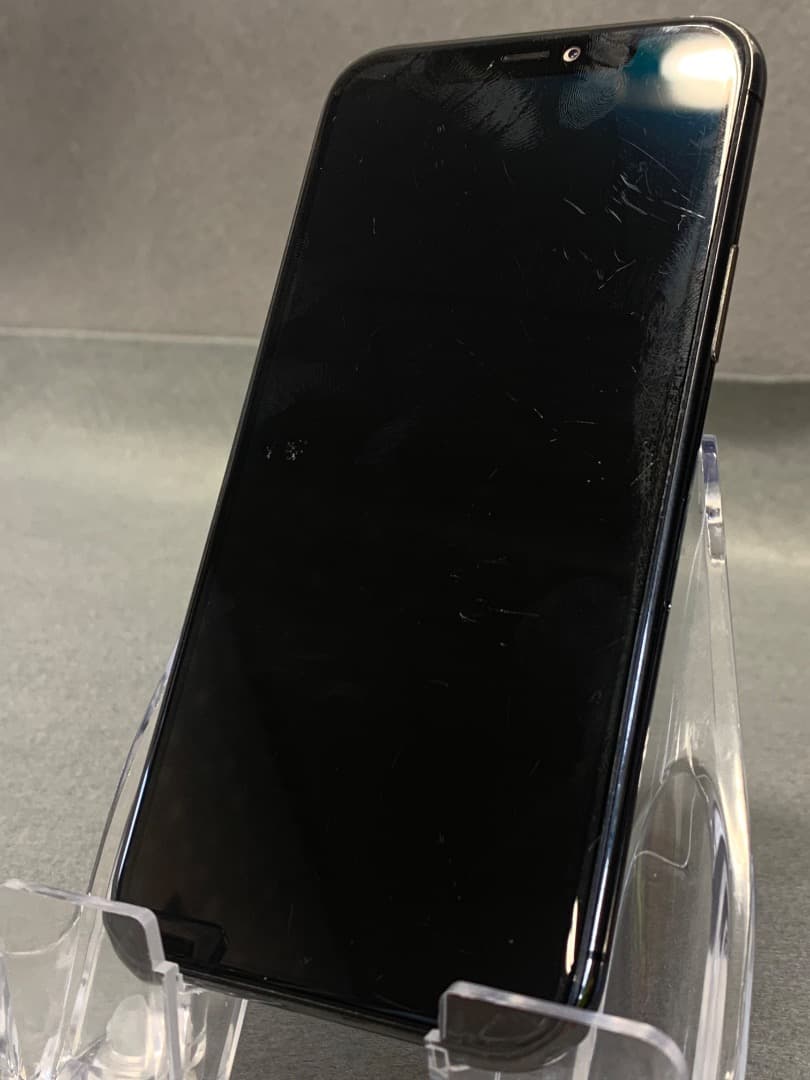 中古　国内版　SIMフリー　iPhone11 Pro 64GB