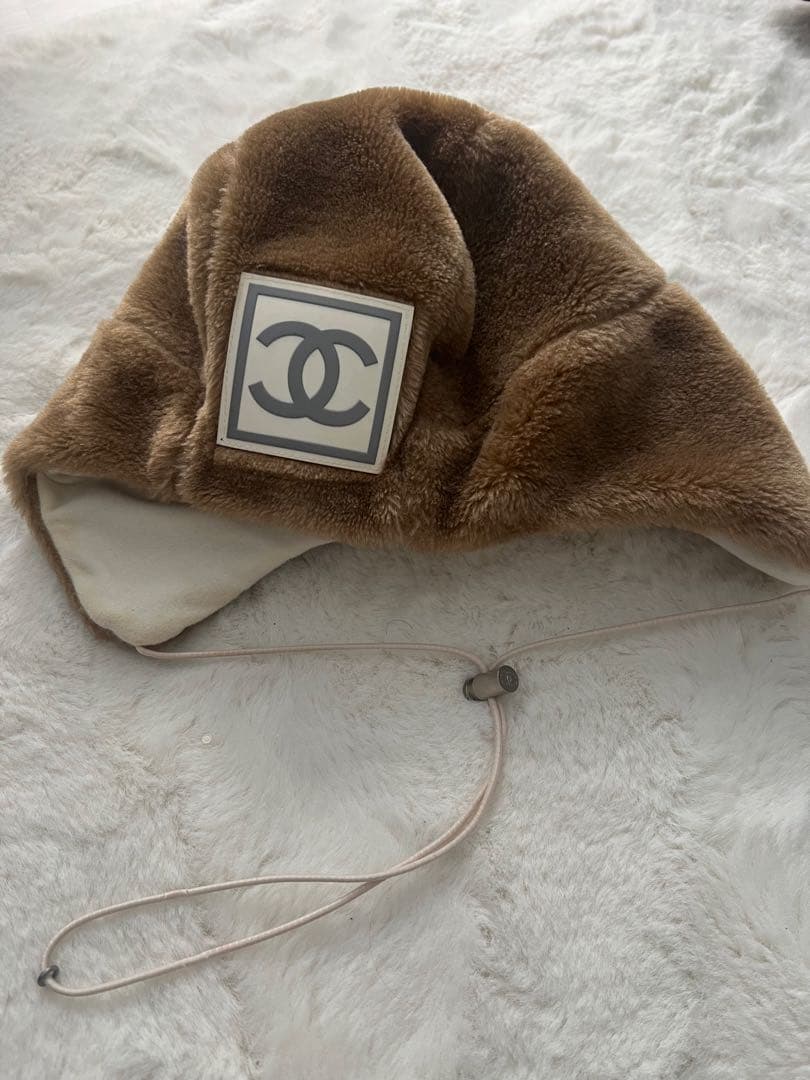 サ*ダ様 CHANEL エコファー　キャップ　2001 ビンテージ