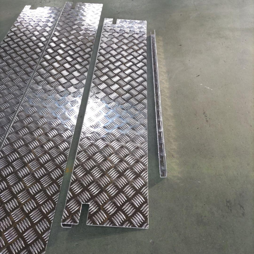 （特値）ハイゼットジャンボロングアオリ補強4点セット（光沢有り）