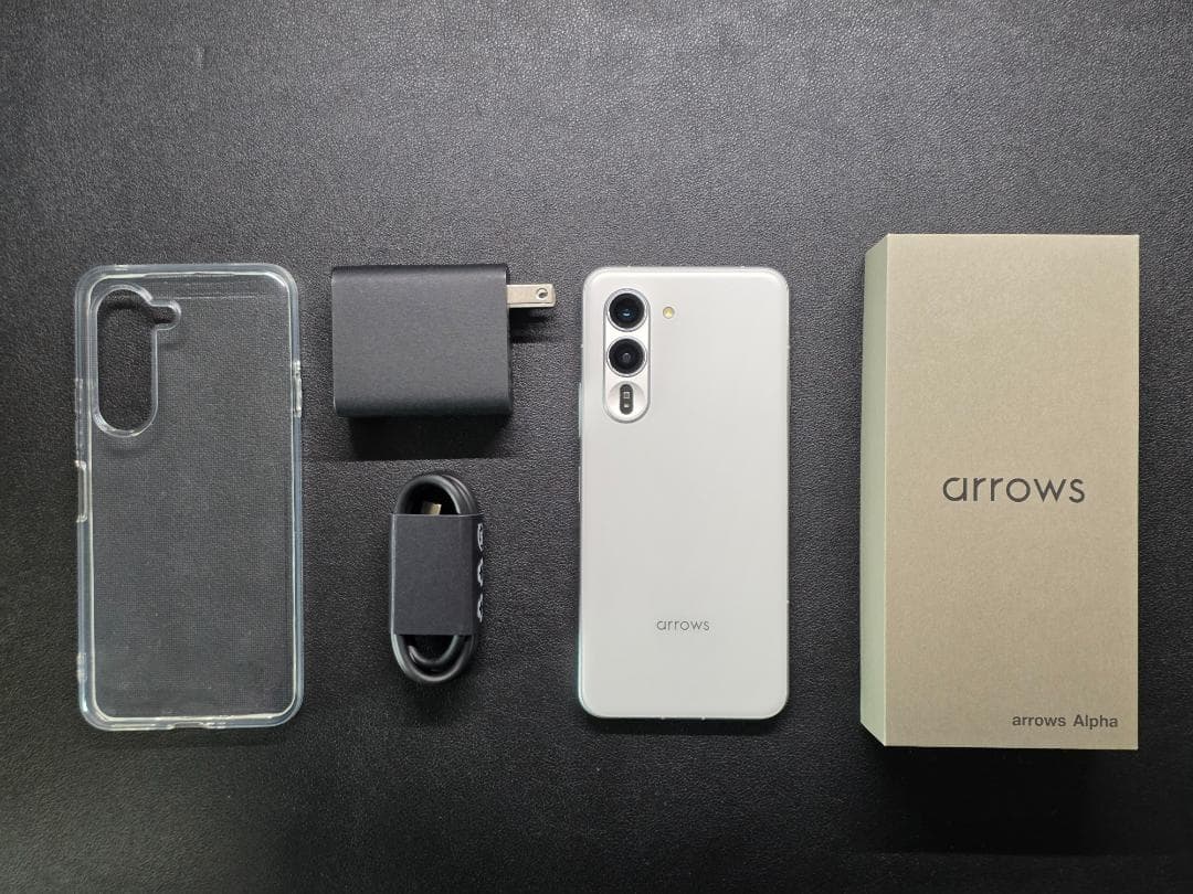 arrows Alpha ホワイト 12GB/512GB SIMフリー版