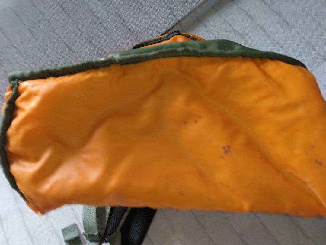 ポーター タンカー リュック Lサイズ セージグリーン 19L