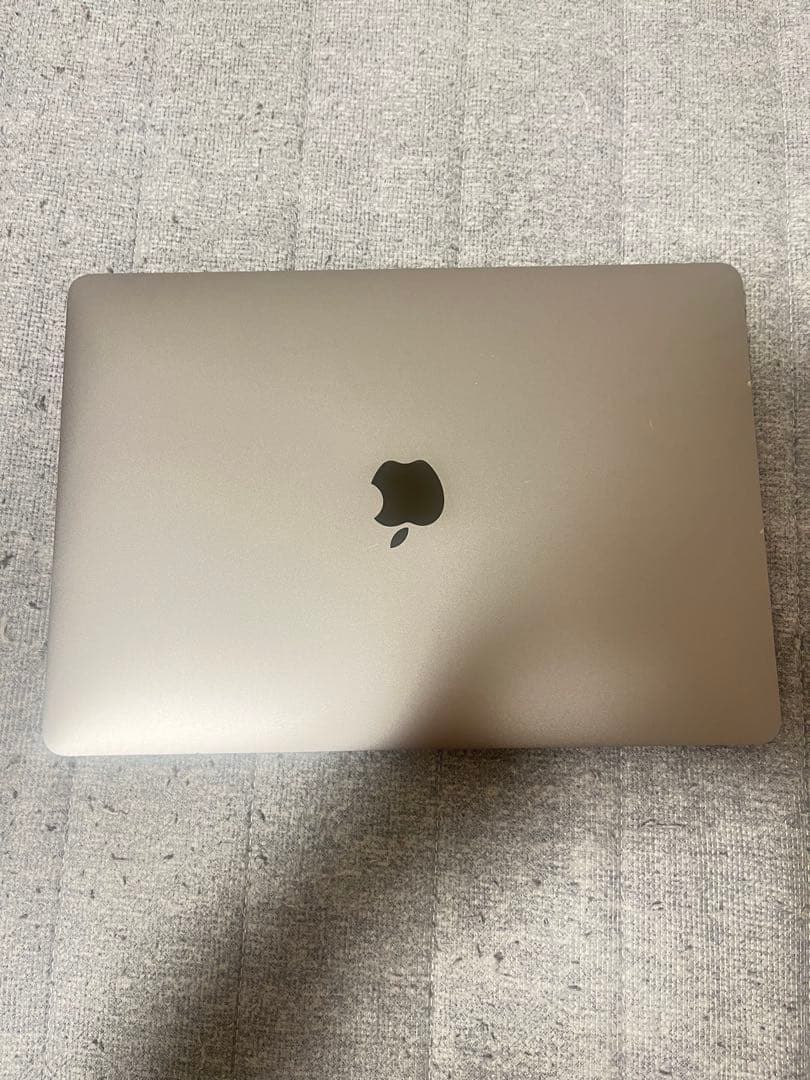 MacBook Pro 13インチ（2020）M1 / 8GB / 512GB