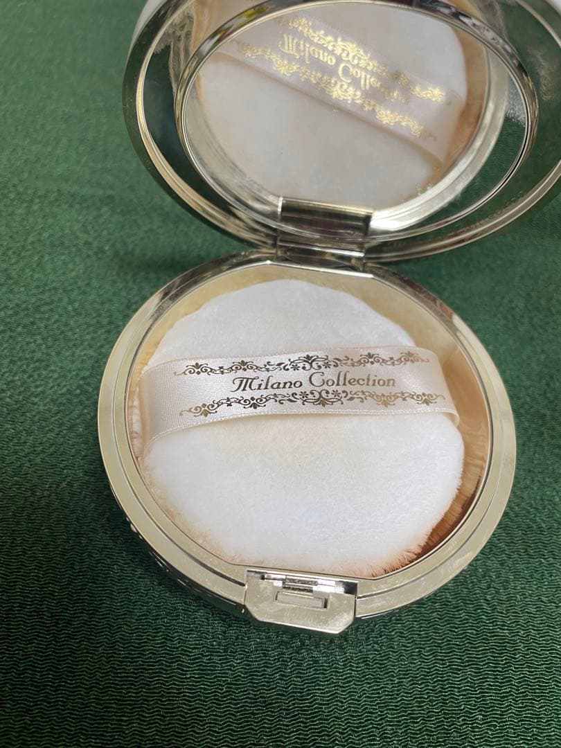カネボウ　2024年限定ミラノコレクション　フェイスパウダー　使用品と未使用