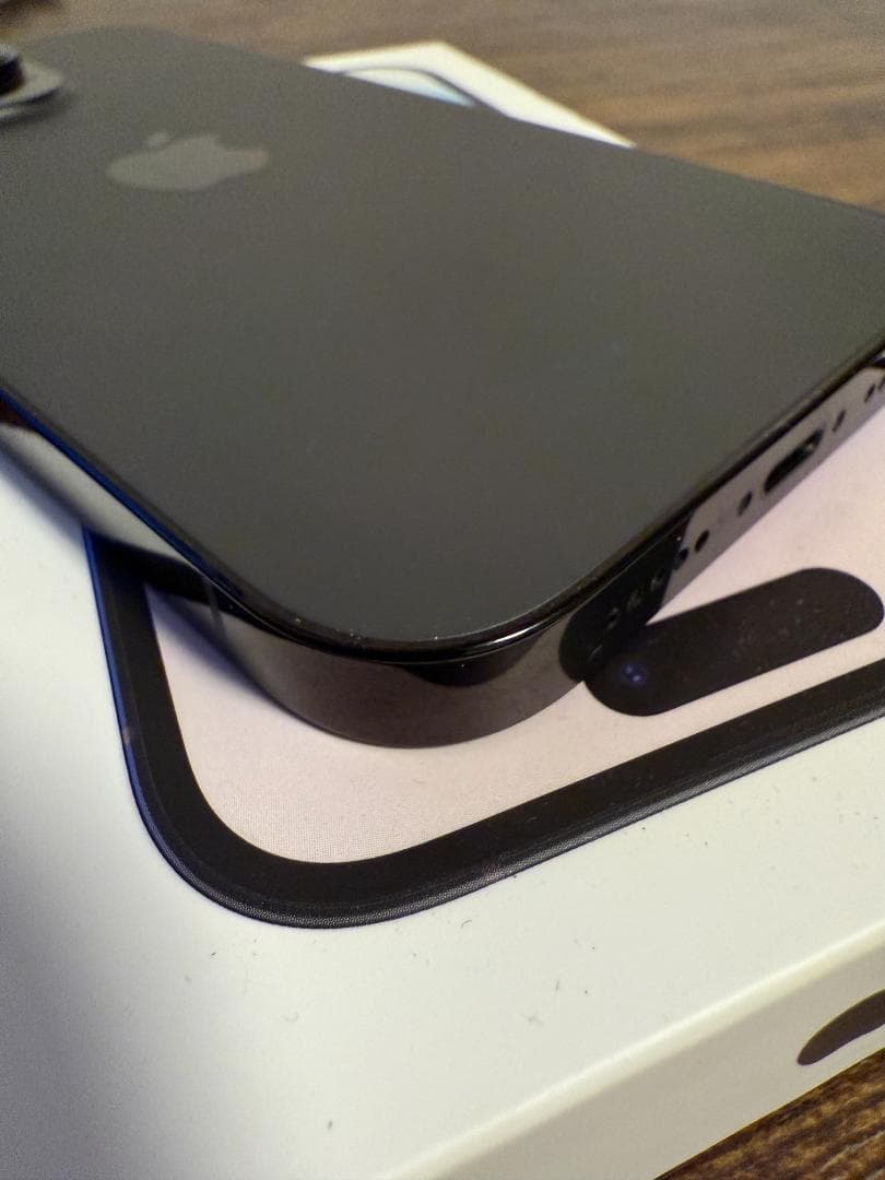 Apple iPhone 14 Pro 256GBスペースブラックSIMフリー