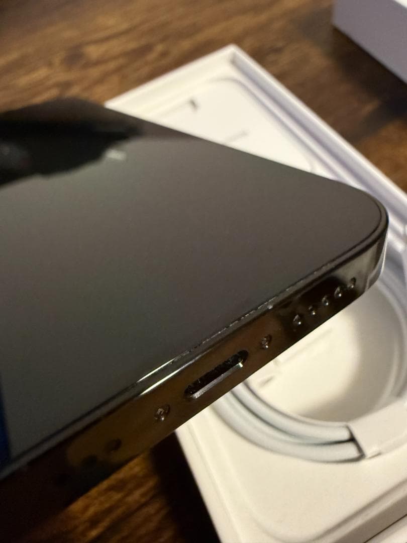 Apple iPhone 14 Pro 256GBスペースブラックSIMフリー