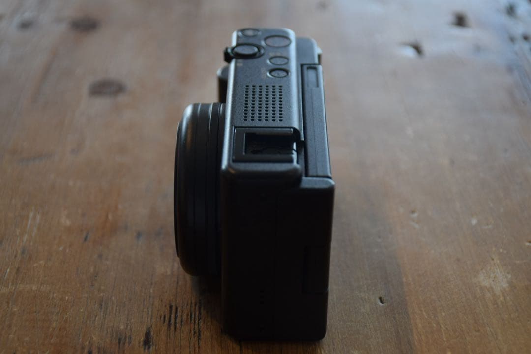 SONY vlogcam / zv-1F / コンパクトデジタルカメラ