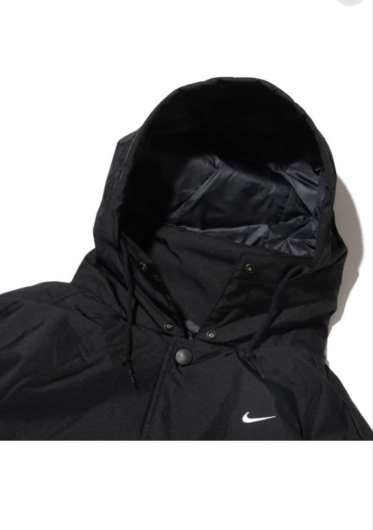 【専用】美品　NIKE　ソロスウッシュ　パファー 黒 ナイロンジャケット 中綿入