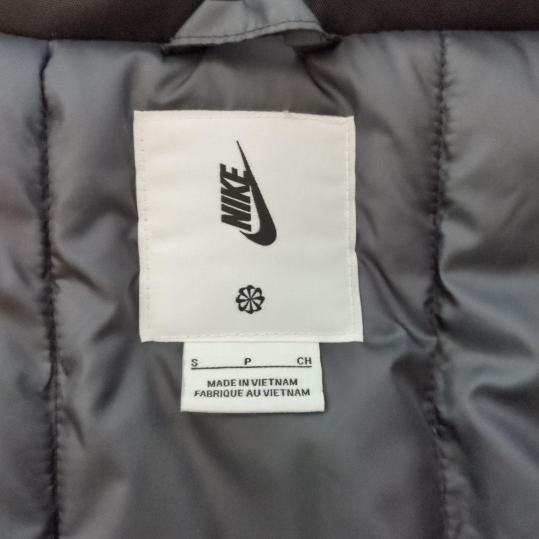 【専用】美品　NIKE　ソロスウッシュ　パファー 黒 ナイロンジャケット 中綿入