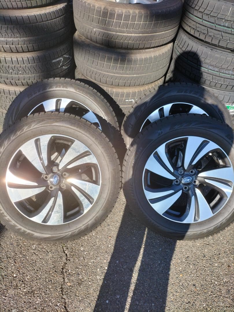 きんしゃちさん専用☆ブリヂストン スタッドレスセット 225/60R17