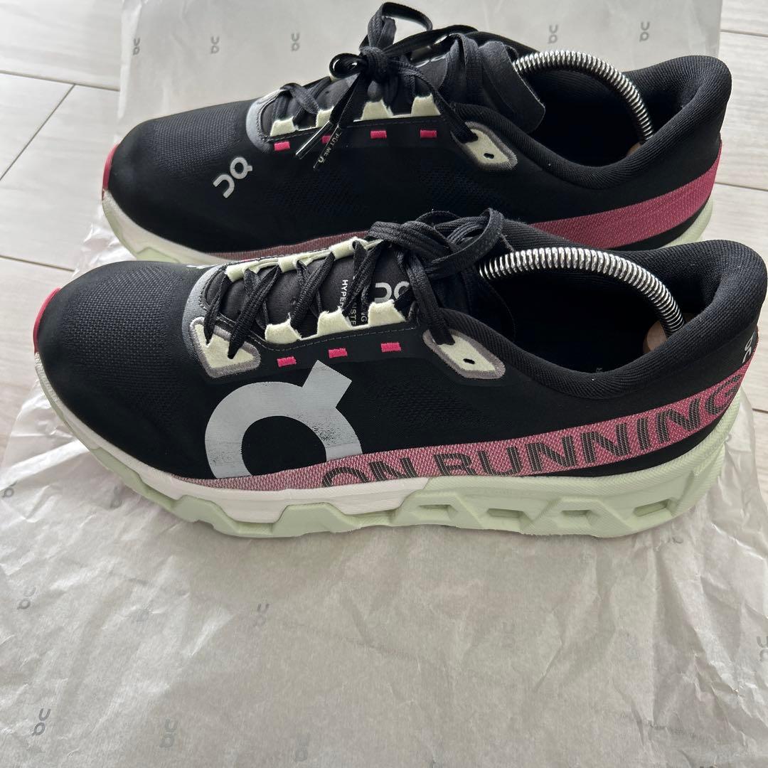 On クラウドモンスター モンスターハイパー　27cm