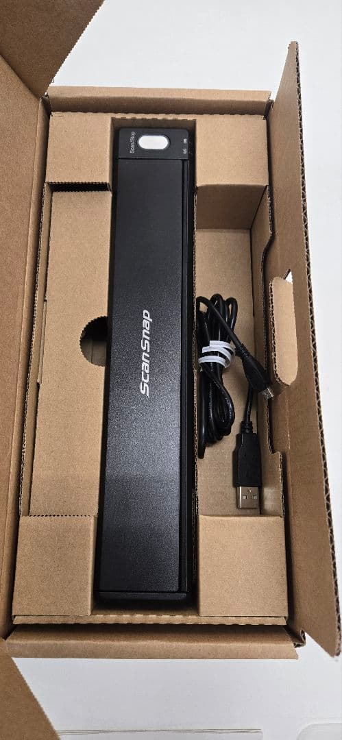 Fujitsu ScanSnap iX100 ハンディスキャナー