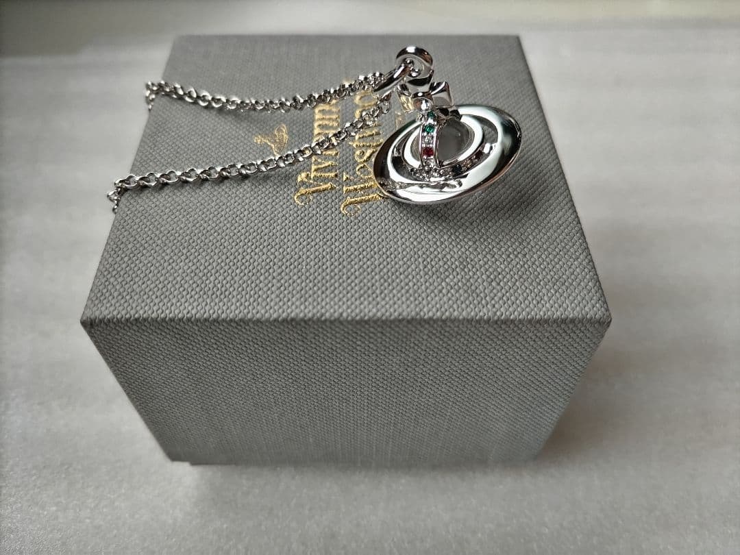 未使用品 Vivienne Westwood ネックレス シルバー