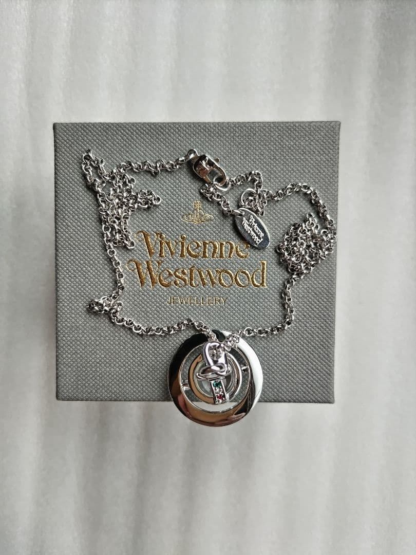 未使用品 Vivienne Westwood ネックレス シルバー