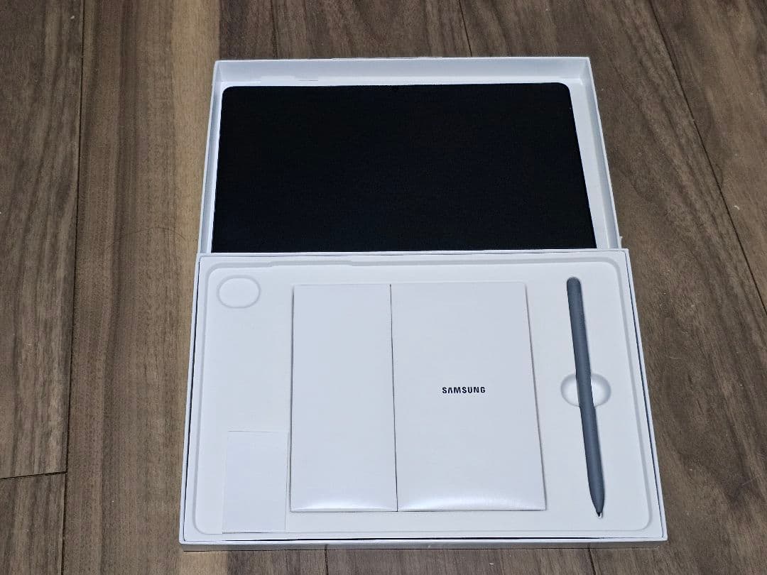 Samsung Galaxy Tab S9 FE 本体 ブラック S Pen付き