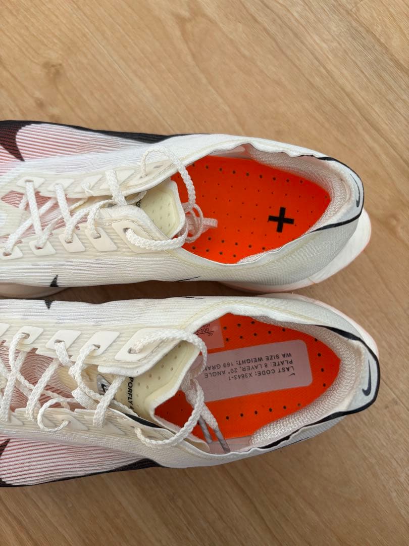 スパイク・シューズ Nike ZoomX Vaporfly 4% Flyknit 27cm